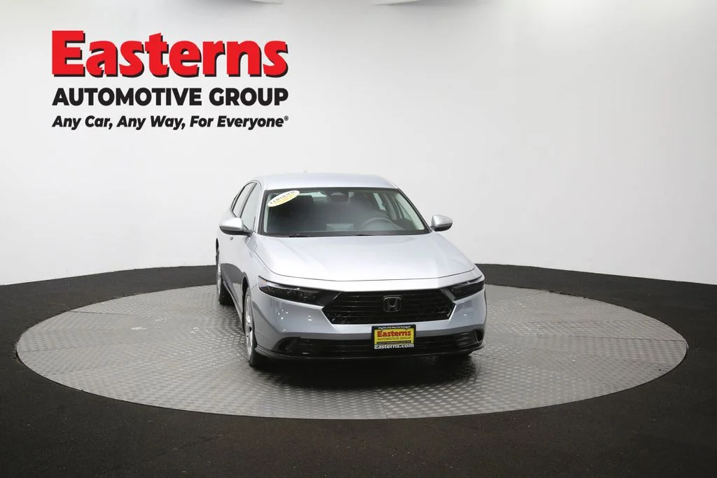 Used 2025 Silver Honda LX image 51
