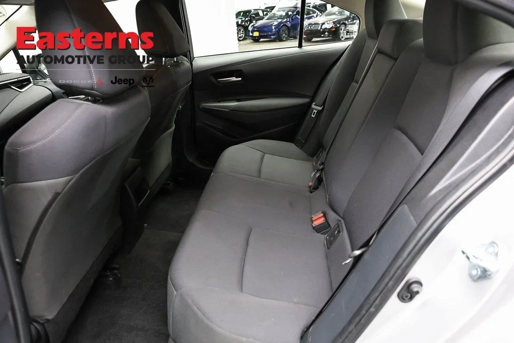 Used 2021 Silver Toyota LE image 20