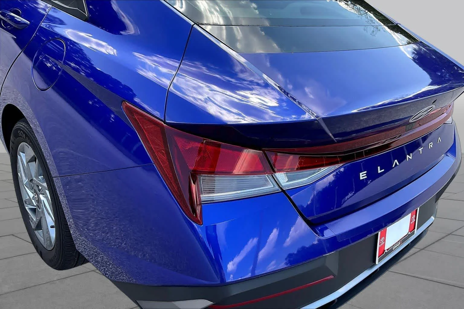 Used 2024 Intense Blue Hyundai SEL image 28