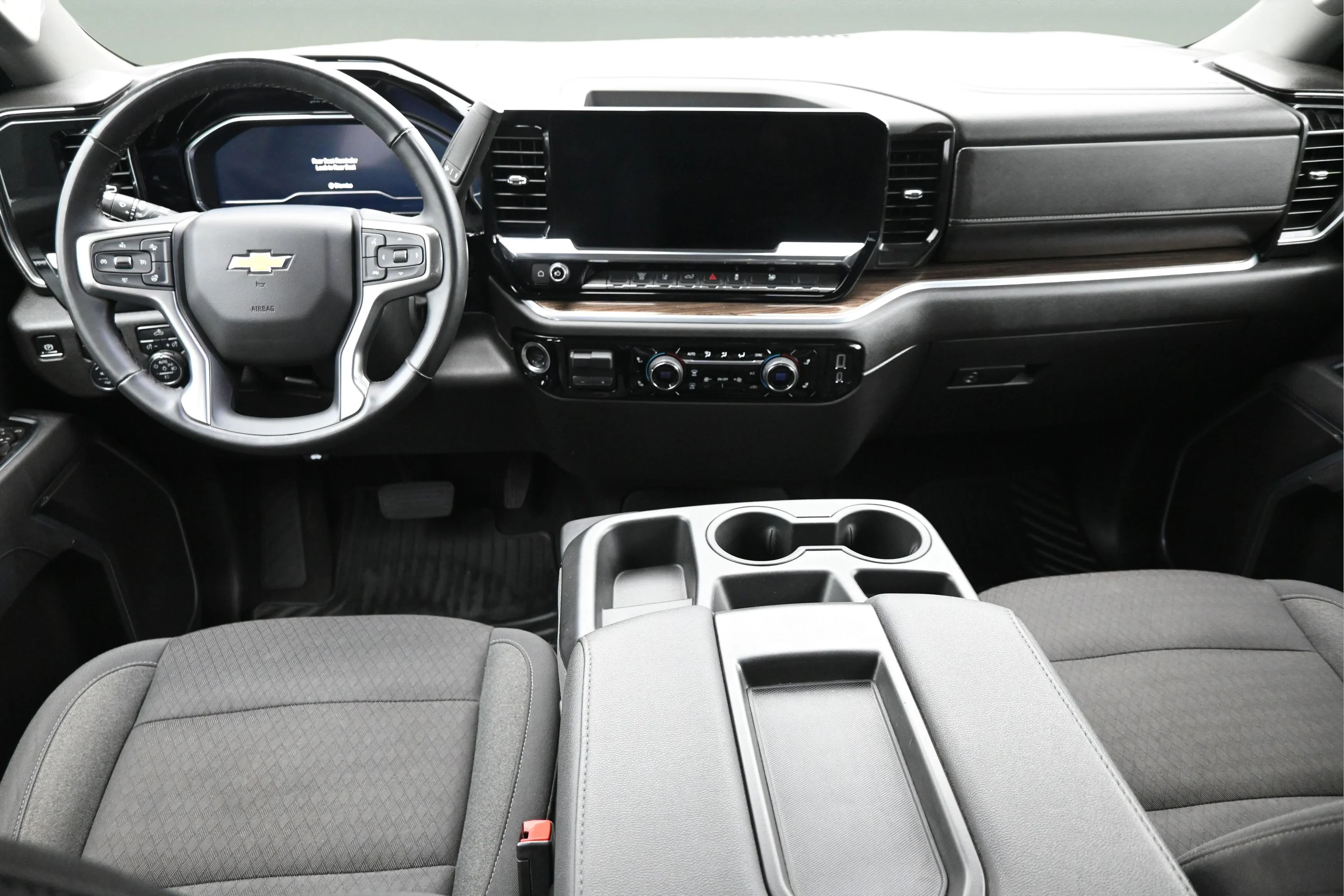 Used 2025 Summit White Chevrolet LT image 11