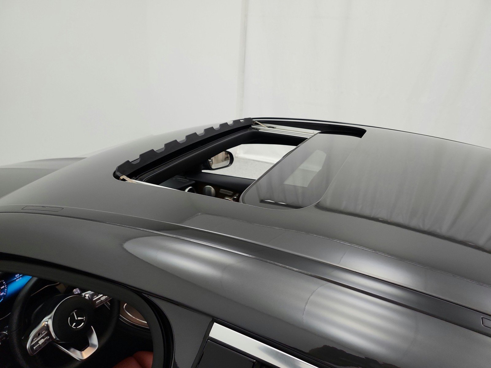Used 2020 Graphite Grey Metallic Mercedes-Benz GLC 300 4MATIC® Coupe image 11