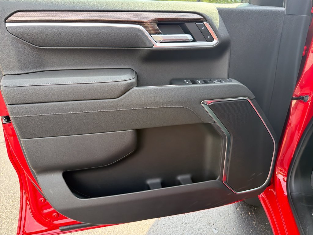 2026 Chevrolet Silverado 1500 LT - Photo 10