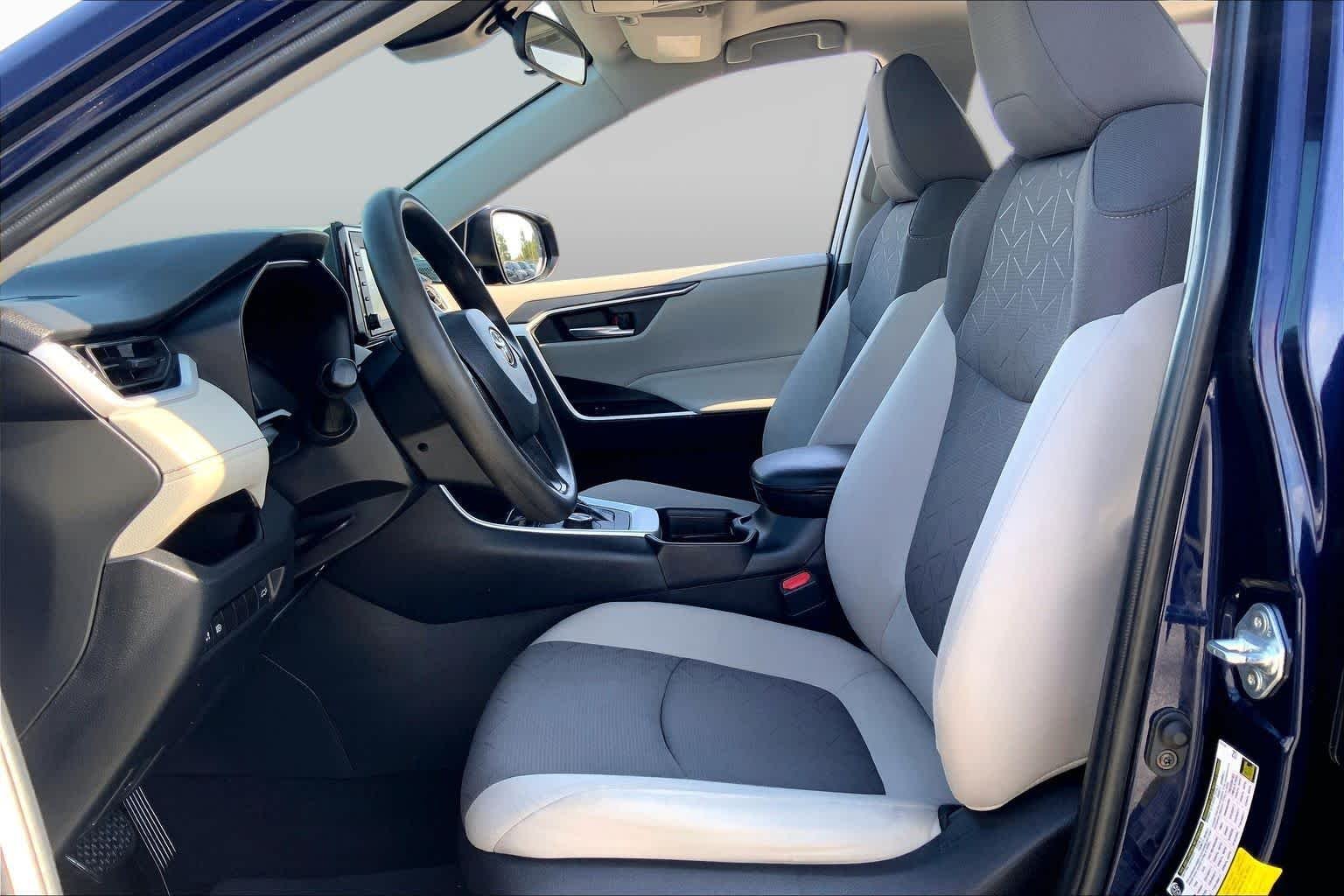 Certified Used 2021 Blueprint Toyota Hybrid XLE image 8