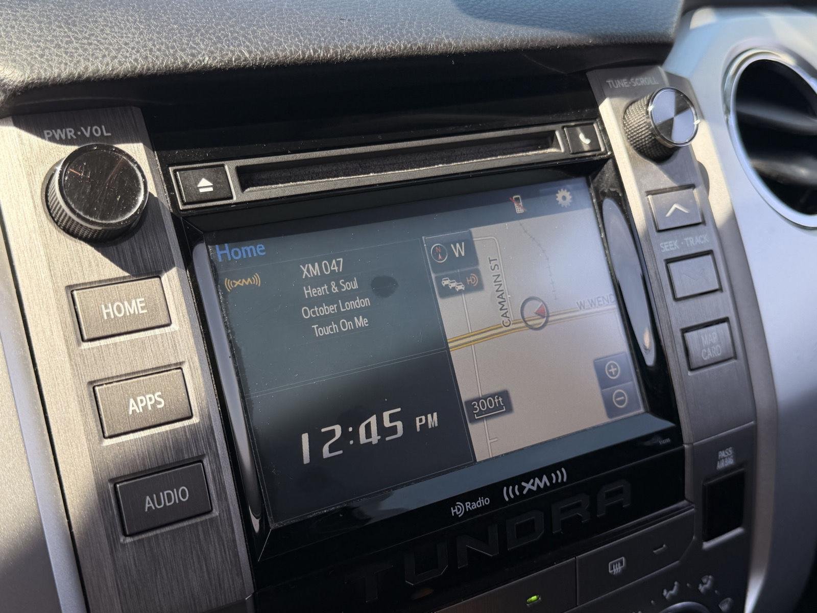 Used 2019 Super White Toyota SR5 image 21