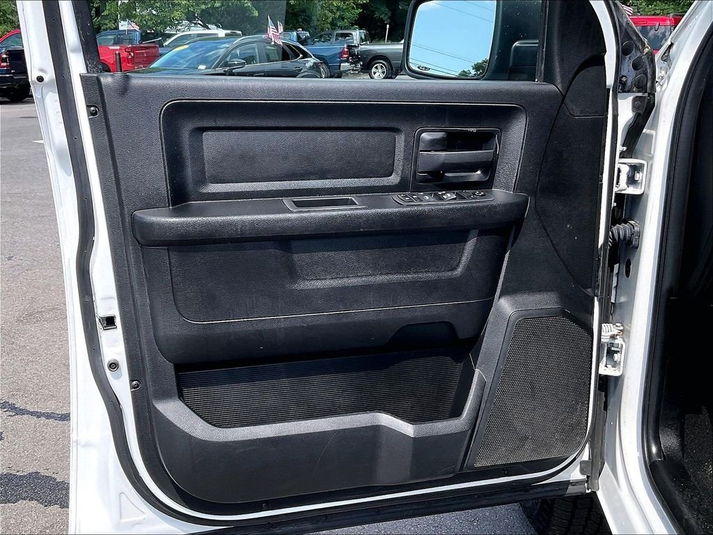 Used 2022 White Ram Tradesman image 9
