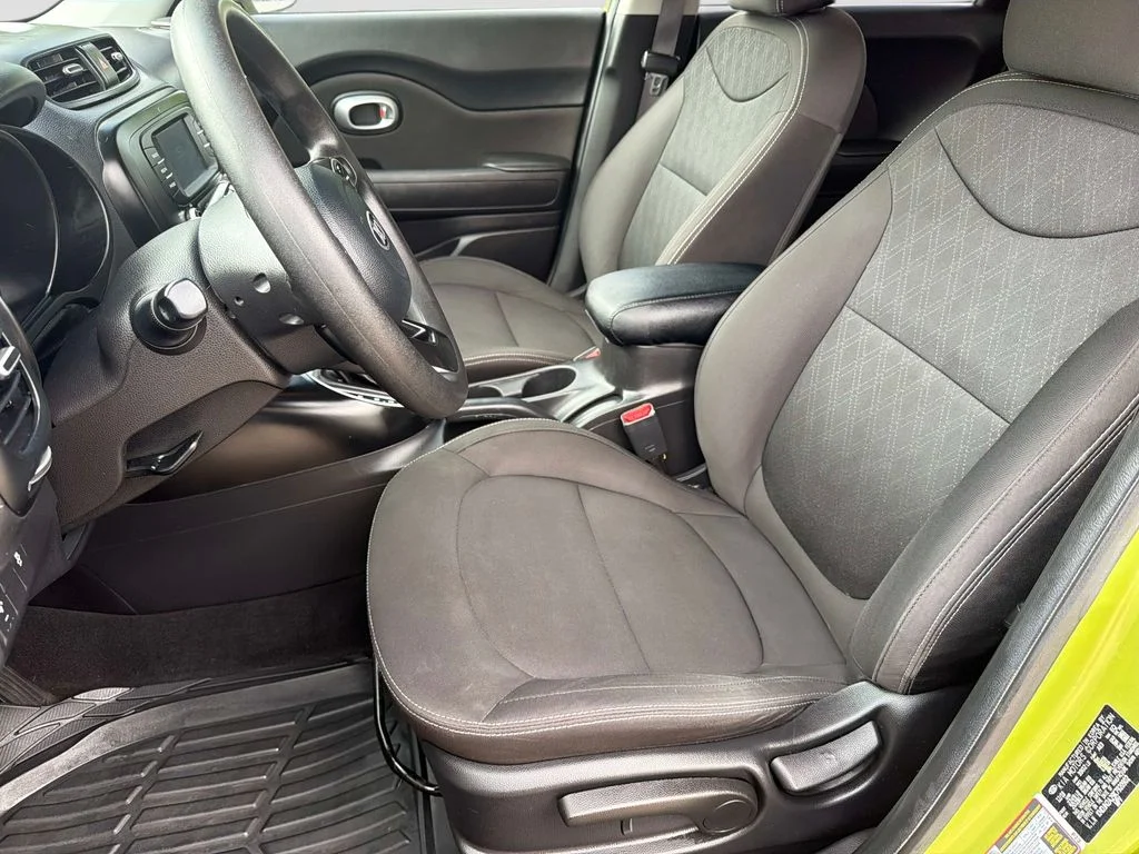 Used 2019 Alien II Kia Base image 21