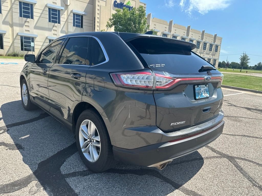 Used 2017 Gray Ford SEL image 8