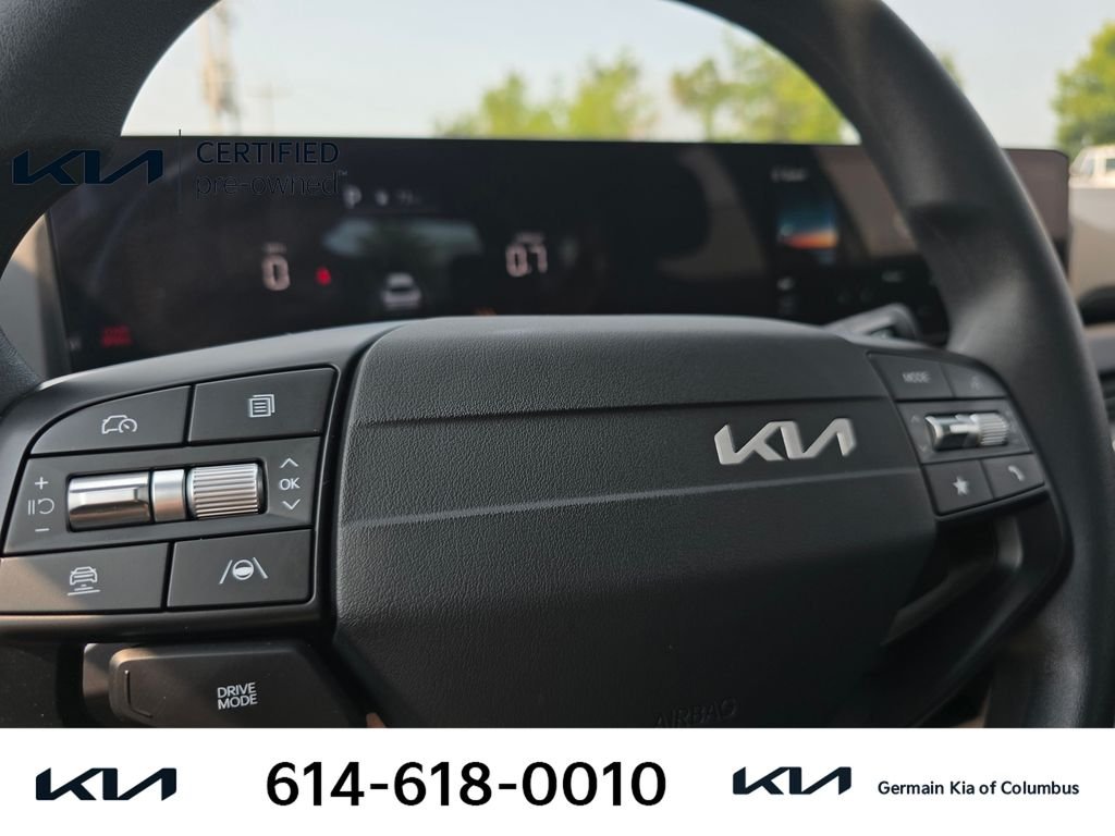 Certified Used 2026 White Kia LXS image 21