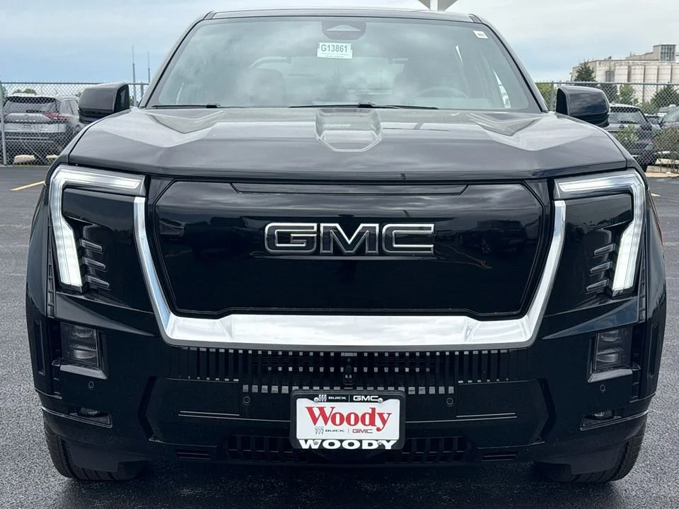 2025 GMC Sierra EV Denali - Photo 4