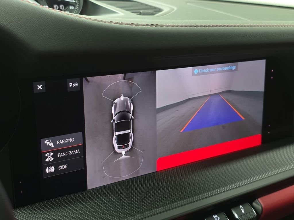 Used 2021  Porsche Targa 4S image 18