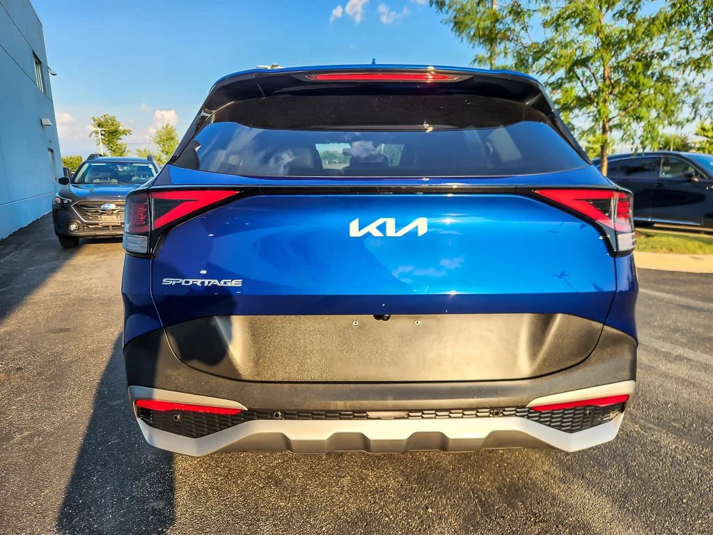Used 2023 Blue Kia EX image 5