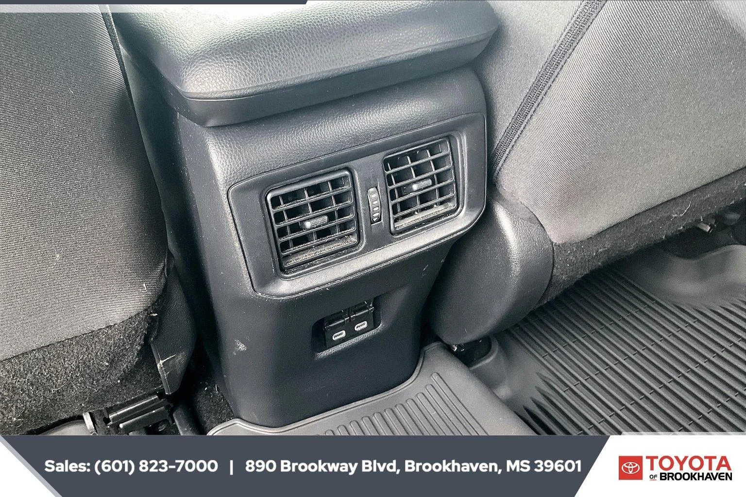 Used 2024 Ice Cap Toyota XLE image 25