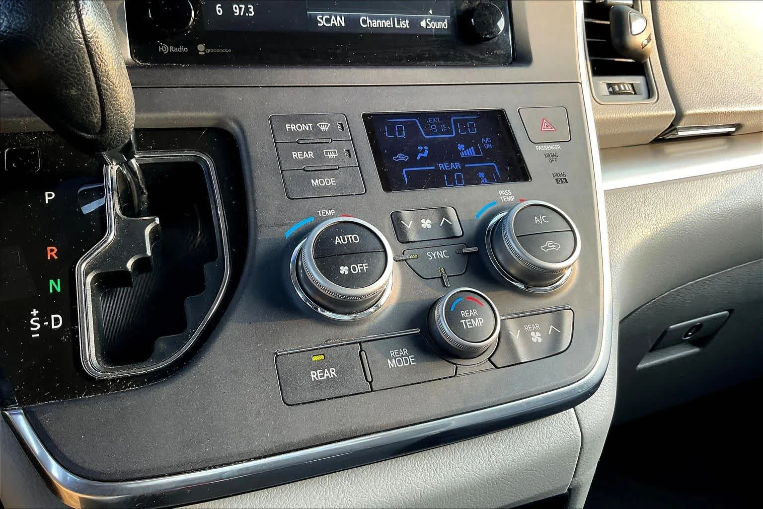 Used 2015 Attitude Black Toyota LE image 32