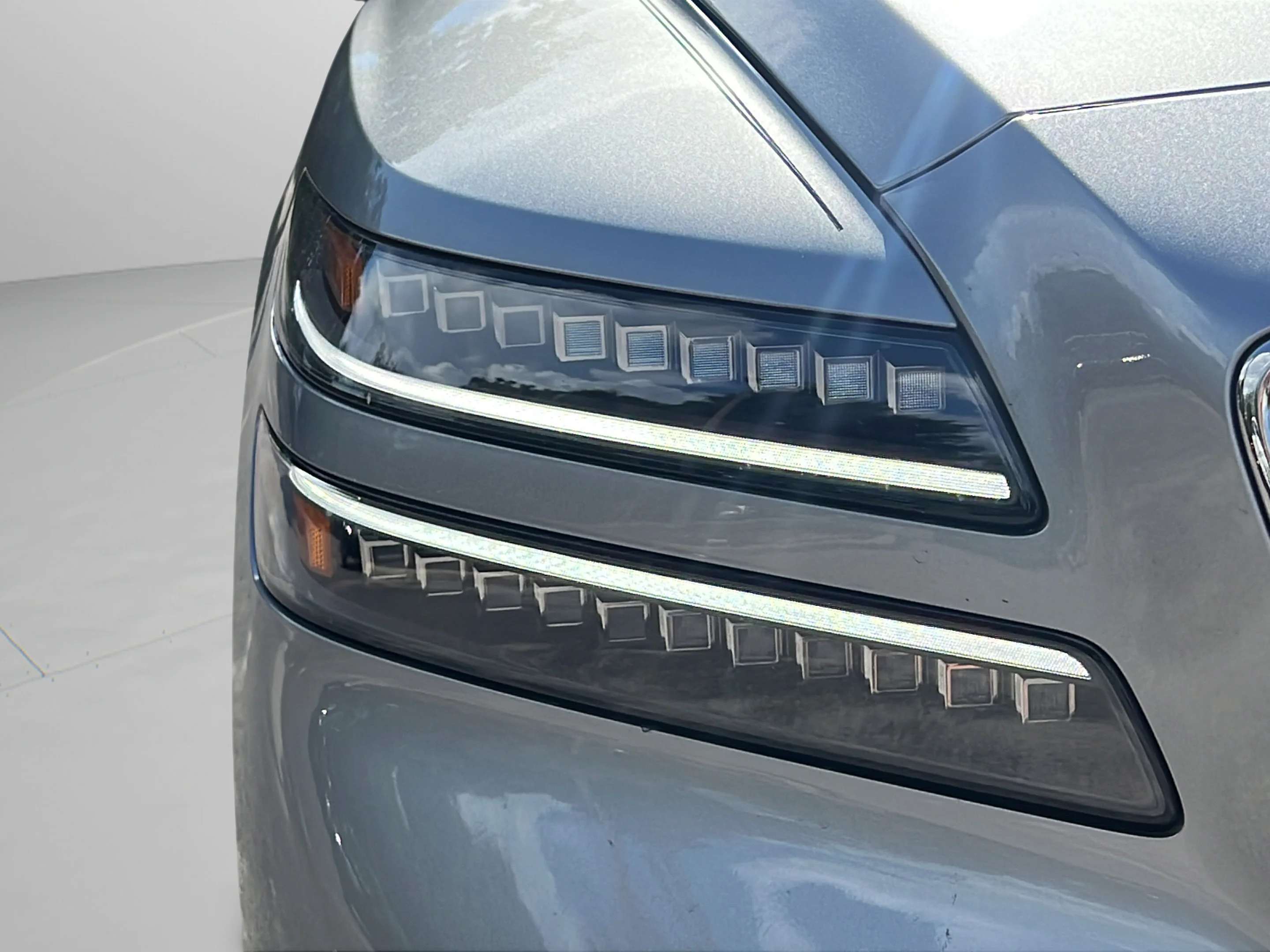 Used 2025 Savile Silver Genesis 2.5T Prestige image 25