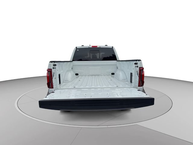 Used 2025 White Ford Lariat image 18