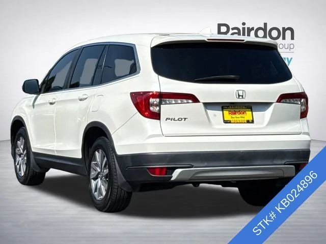 Used 2019 White Diamond Pearl Honda EX image 4