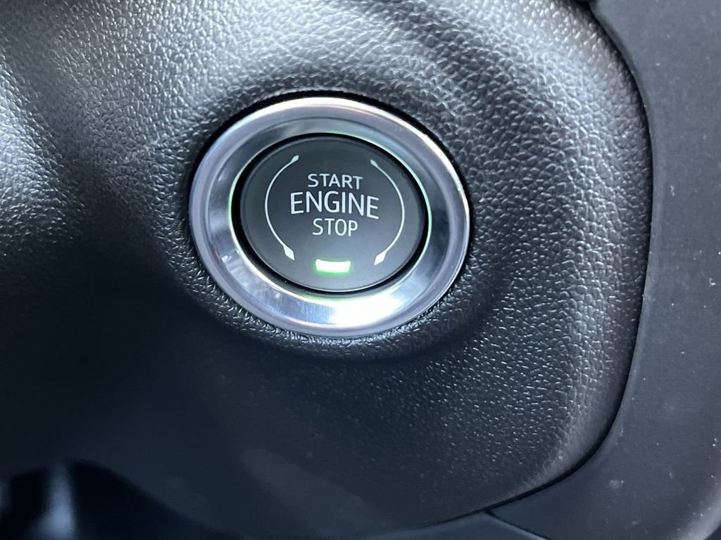 New 2026 Summit White Chevrolet Work Truck image 20