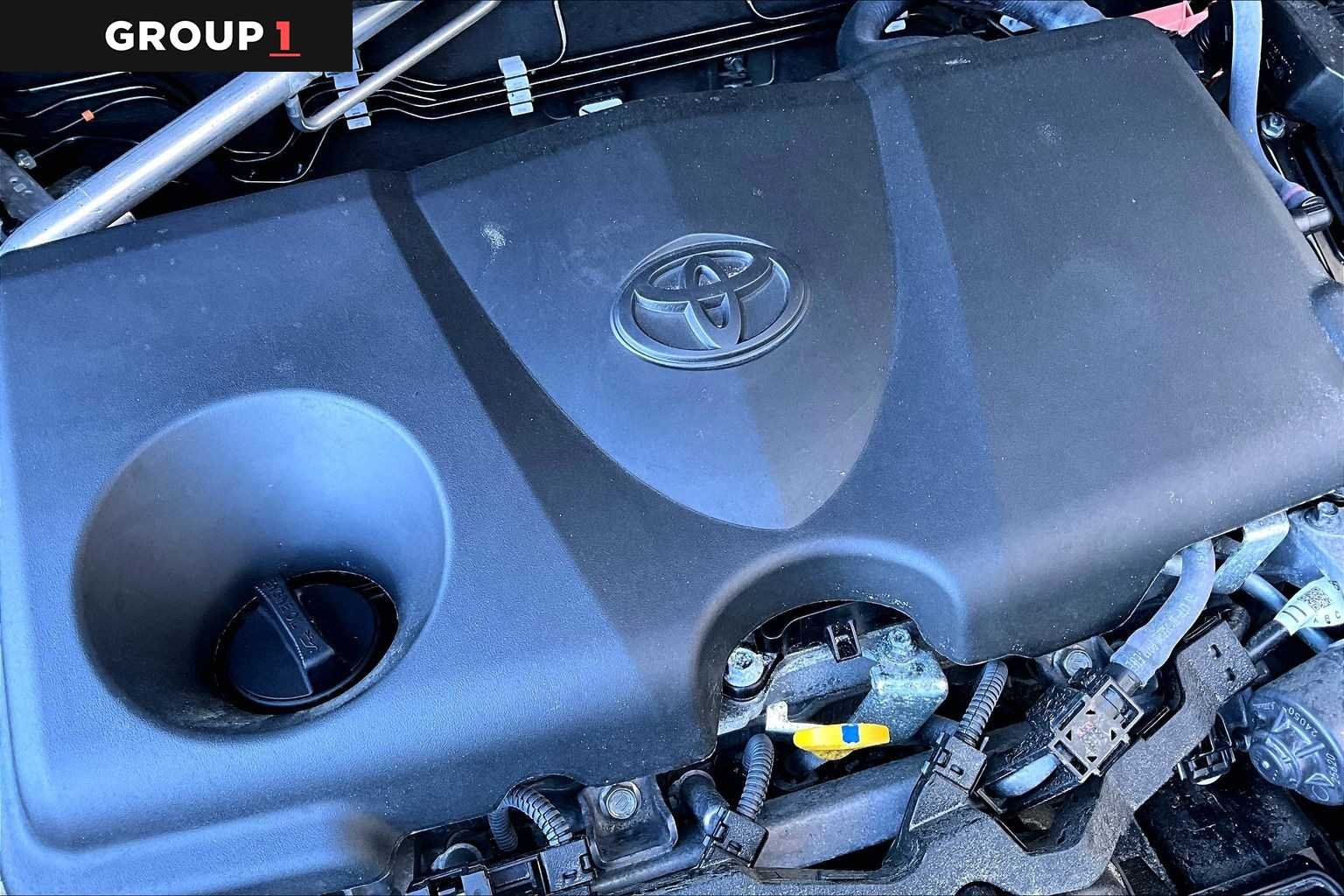 Certified Used 2025 Midnight Black Metallic Toyota Hybrid XLE image 31