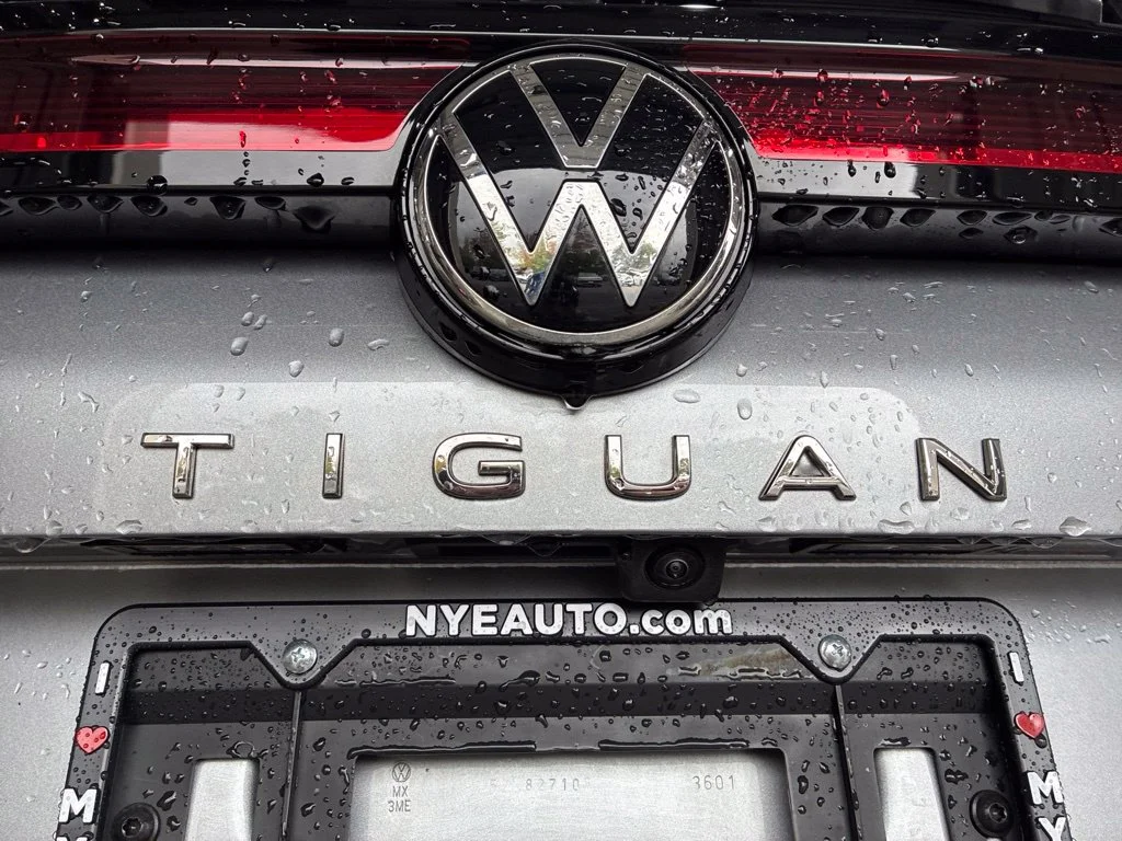 Used 2026 Silver Volkswagen SE image 68