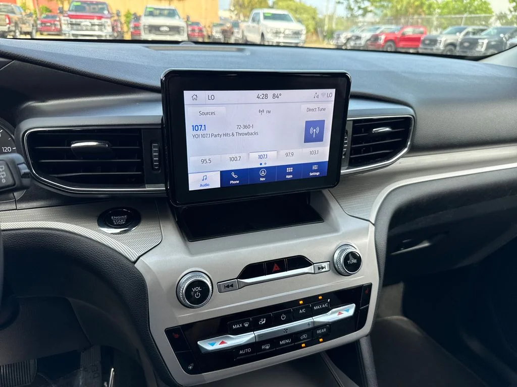 Certified Used 2023 Blue Ford XLT image 19