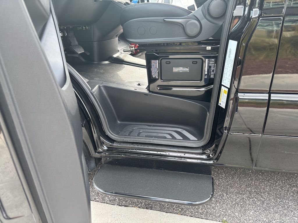 New 2025 Black Mercedes-Benz 15 Passenger Portal Door image 39
