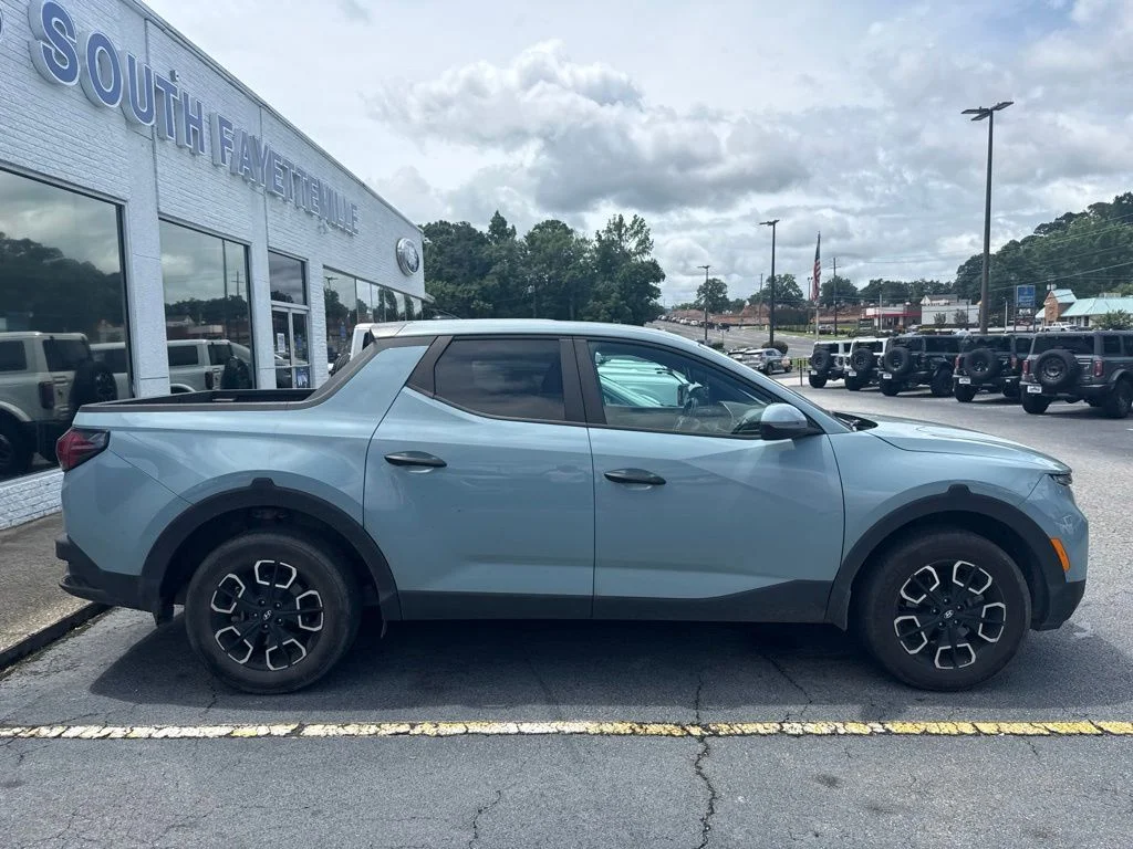 Used 2024 Blue Hyundai SEL image 3