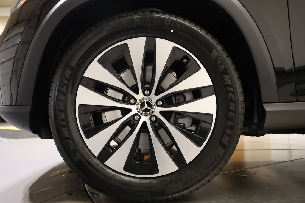 Certified Used 2026 Black Mercedes-Benz GLE 350 image 11