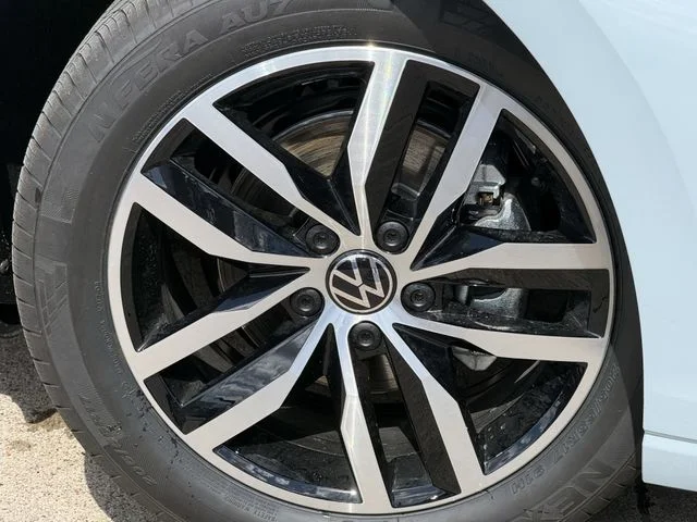 New 2026 Gray Volkswagen 1.5T SE image 6