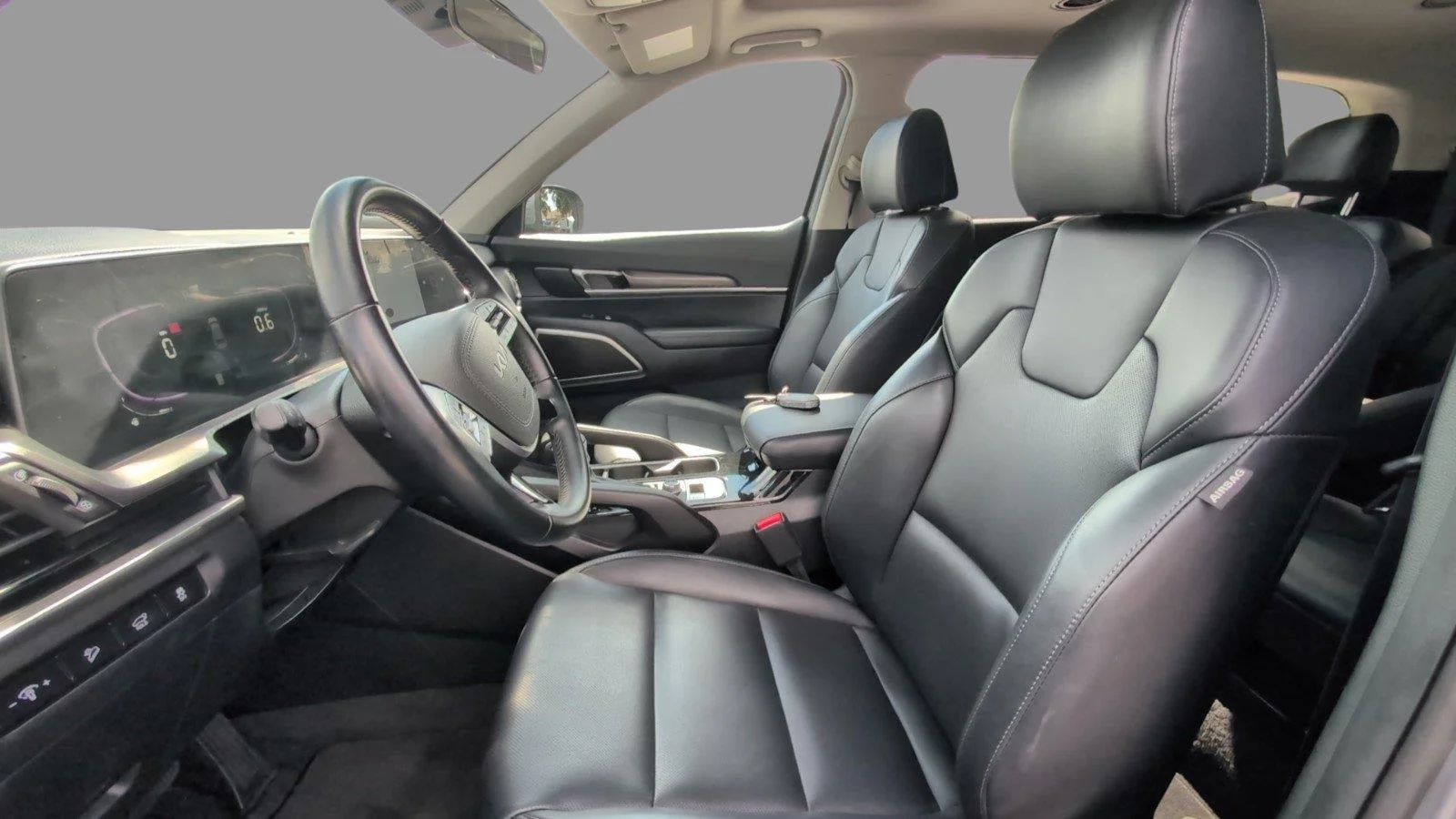 Used 2025 Everlasting Silver Kia S image 18