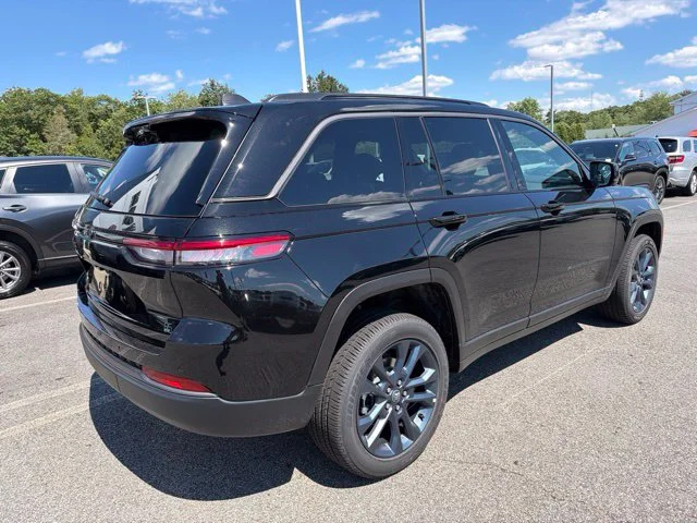 New 2026 Black Jeep  image 3