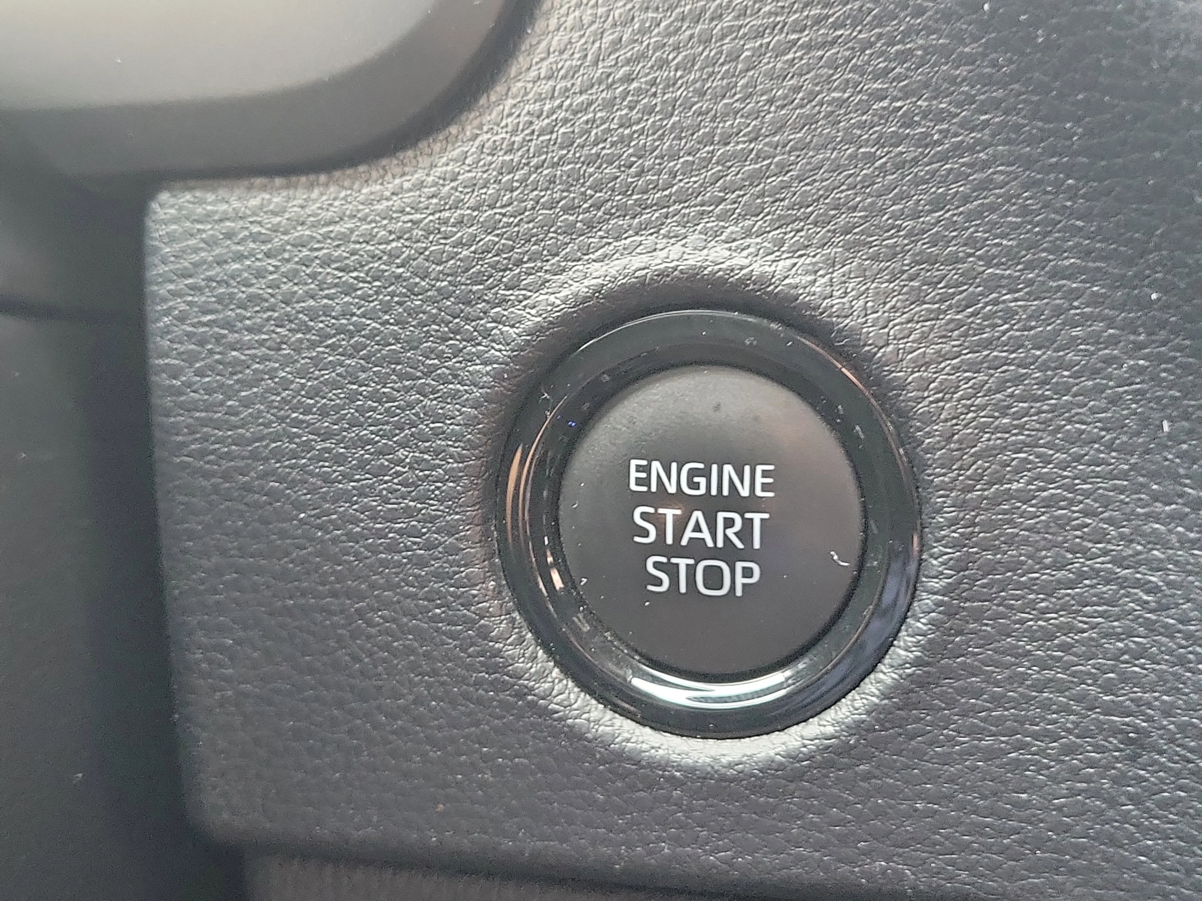 Used 2025 Ice Toyota SR5 image 26