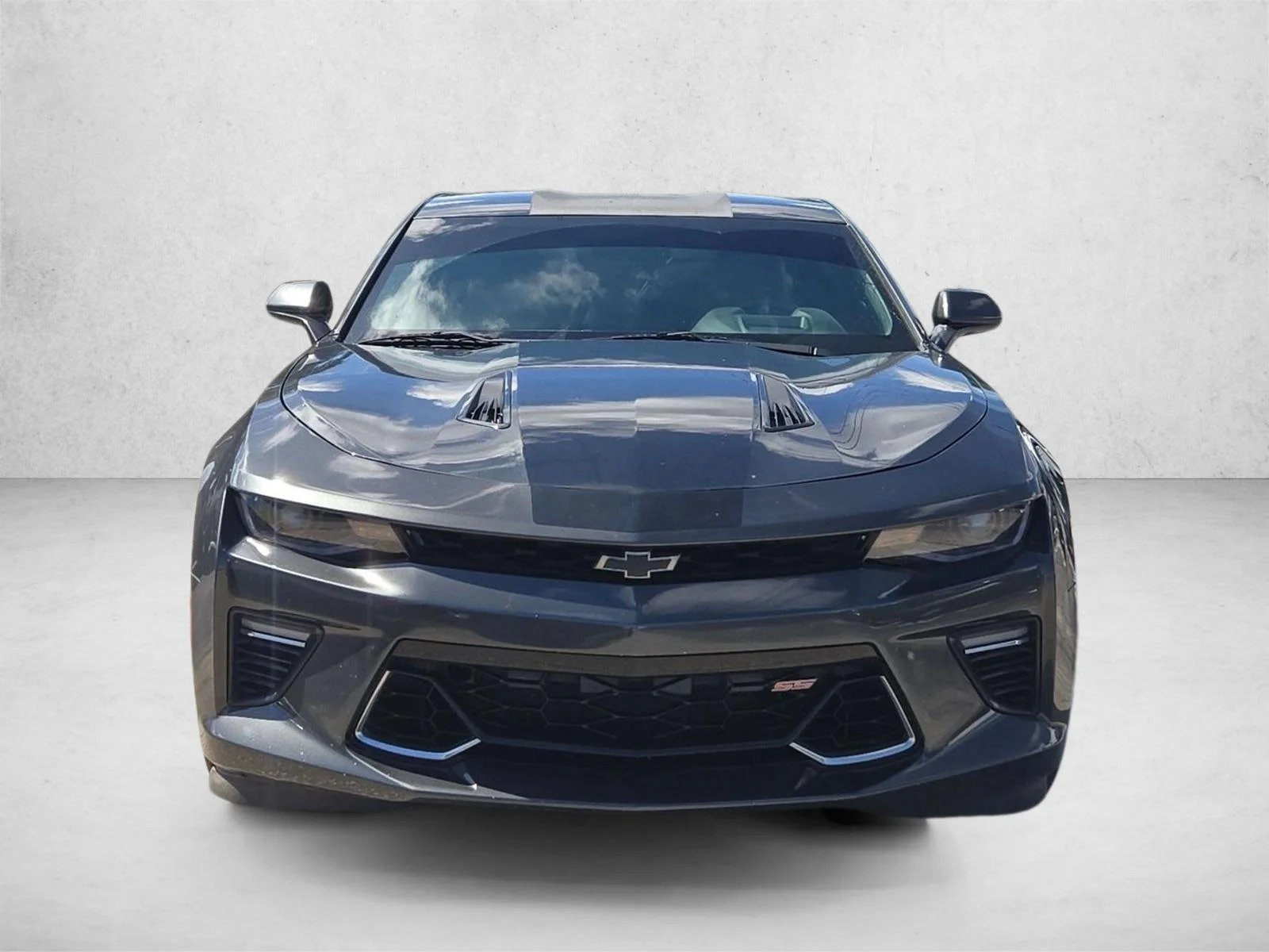 Used 2016 Nightfall Gray Metallic Chevrolet 2SS image 2