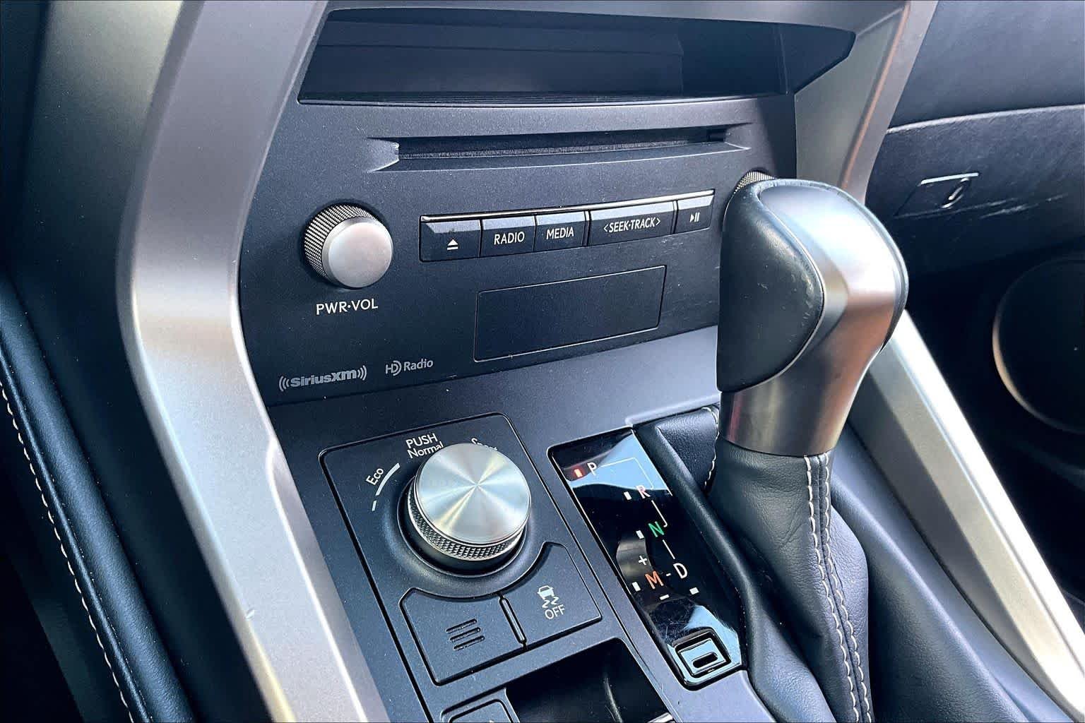 Used 2021 Matador Red Mica Lexus  image 34