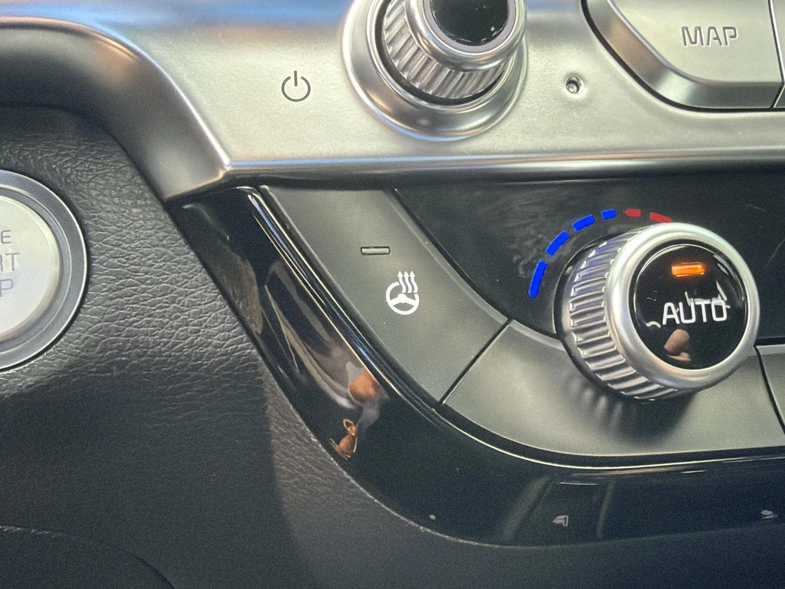 Used 2020 Ebony Black Kia EX image 28