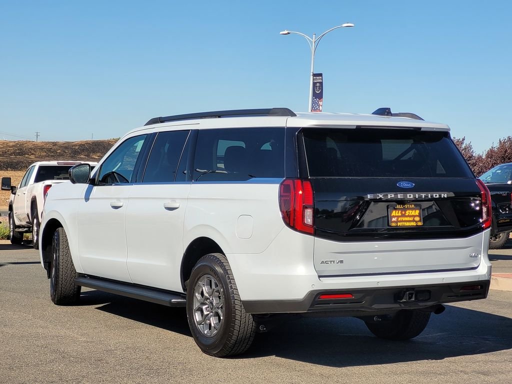 Used 2025 Silver Ford Active image 6