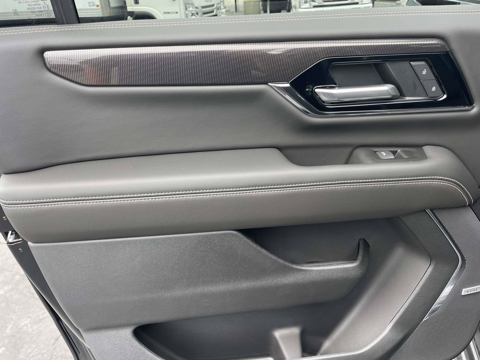 2026 GMC Yukon XL Elevation - Photo 23