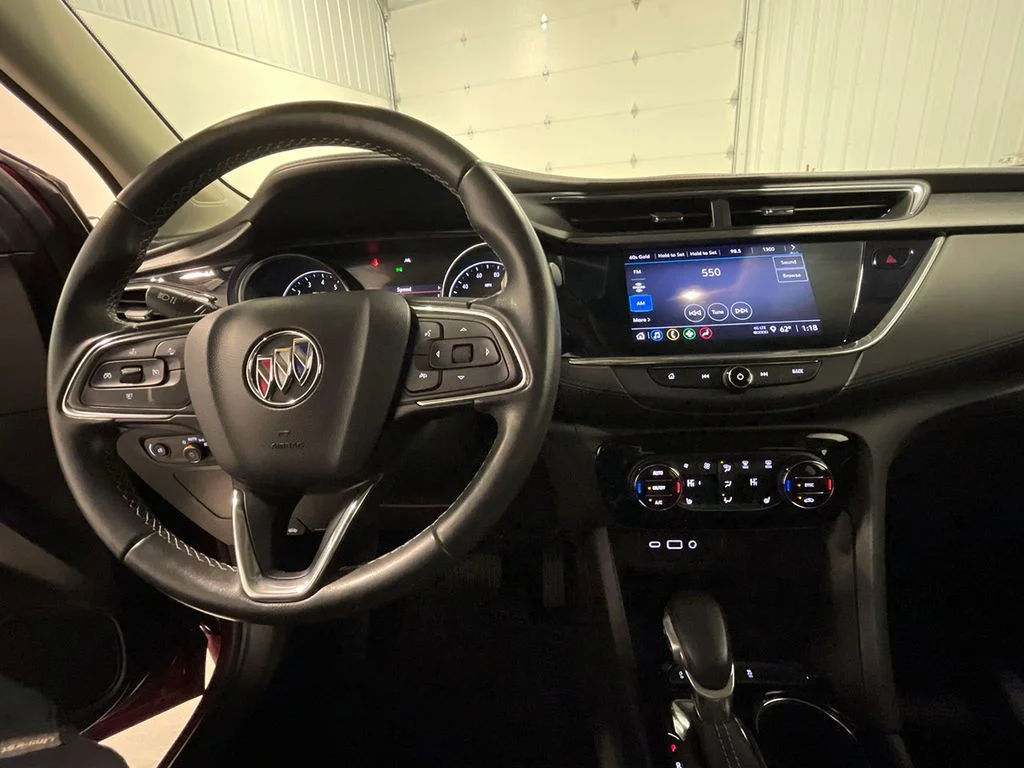 Used 2023 Red Buick Select image 37