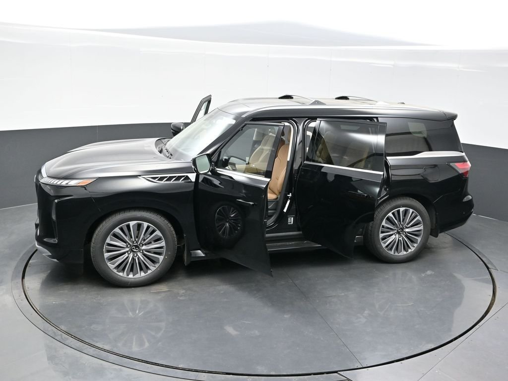 New 2026 Black INFINITI LUXE image 52