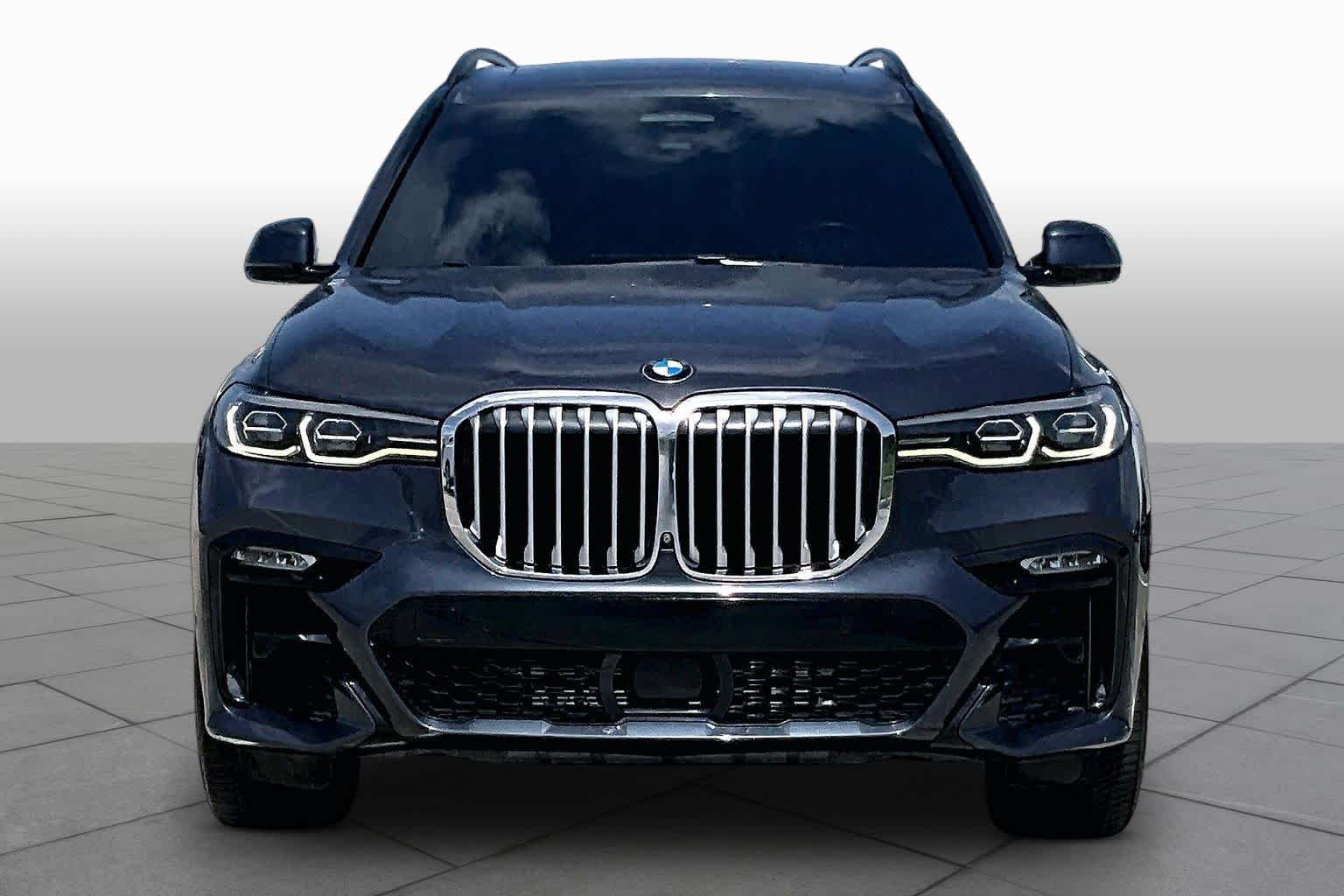 Used 2019 Arctic Gray Metallic BMW xDrive50i image 3