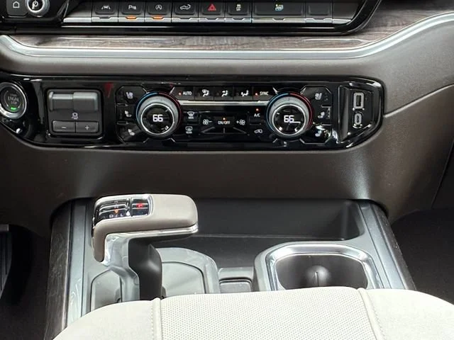 New 2026 Polar White Tricoat Chevrolet LTZ image 20