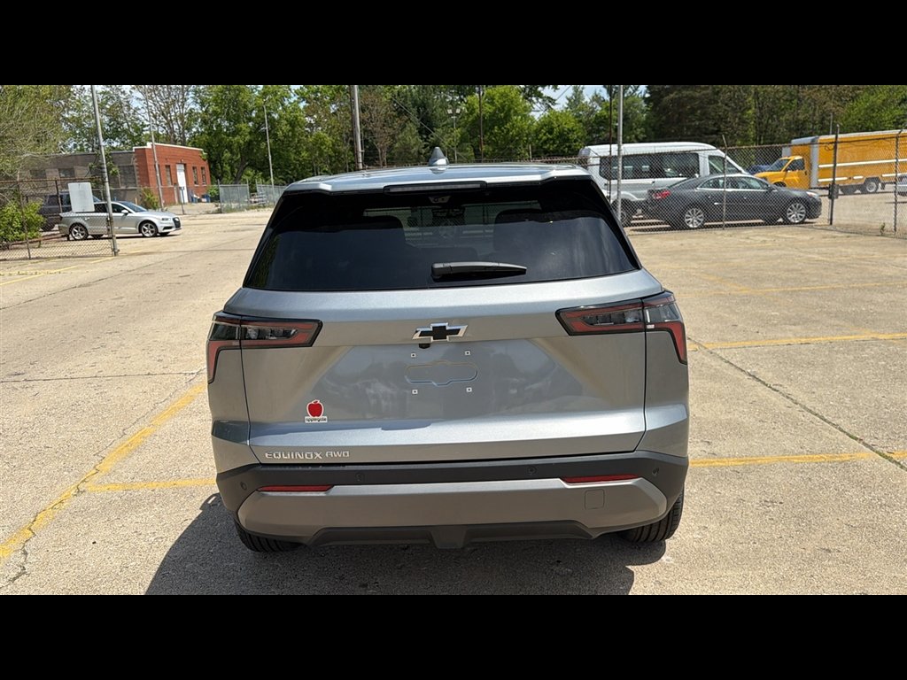New 2026 Sterling Gray Metallic Chevrolet LT image 29