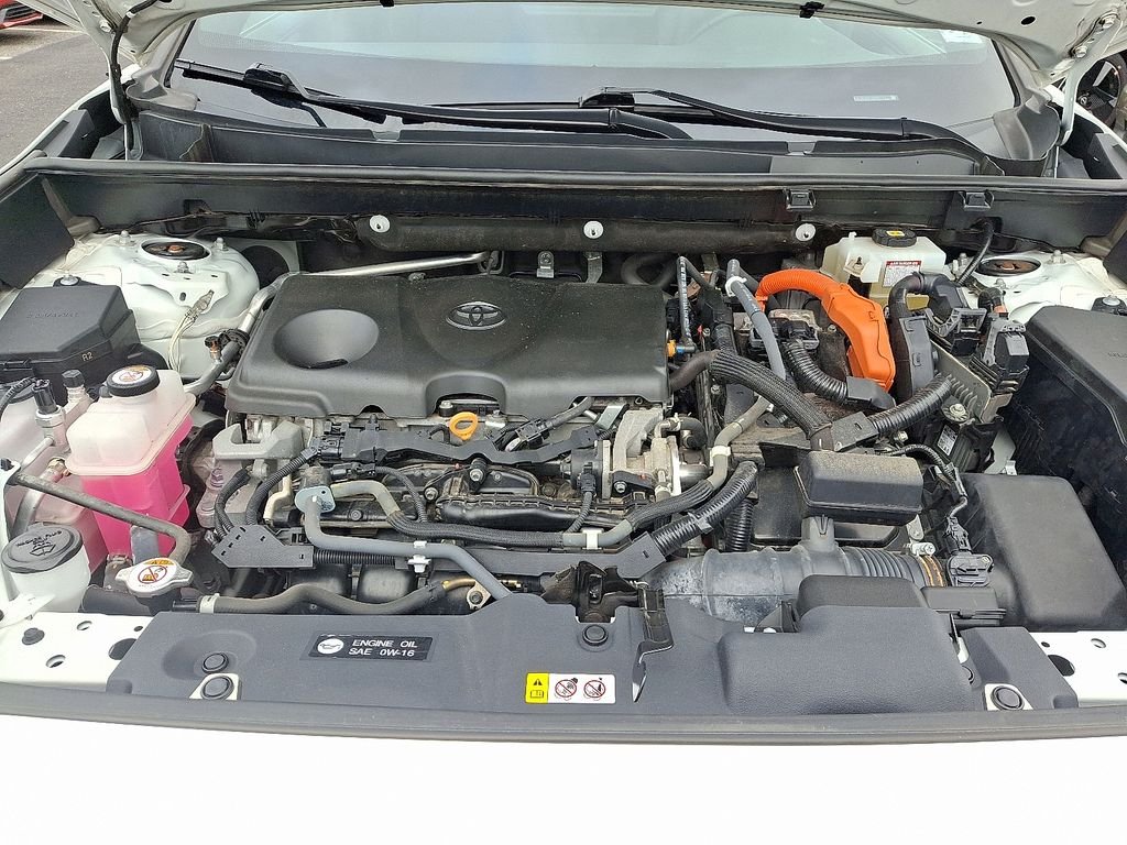 Used 2021 White Toyota XSE image 29