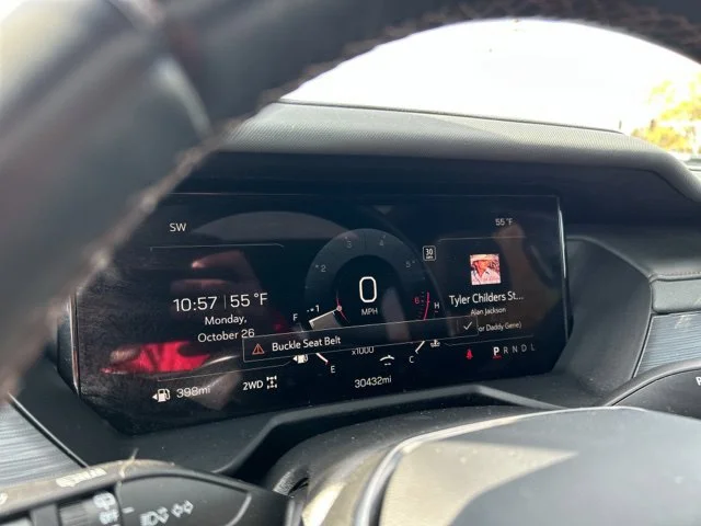 Used 2025 Black GMC AT4 image 37