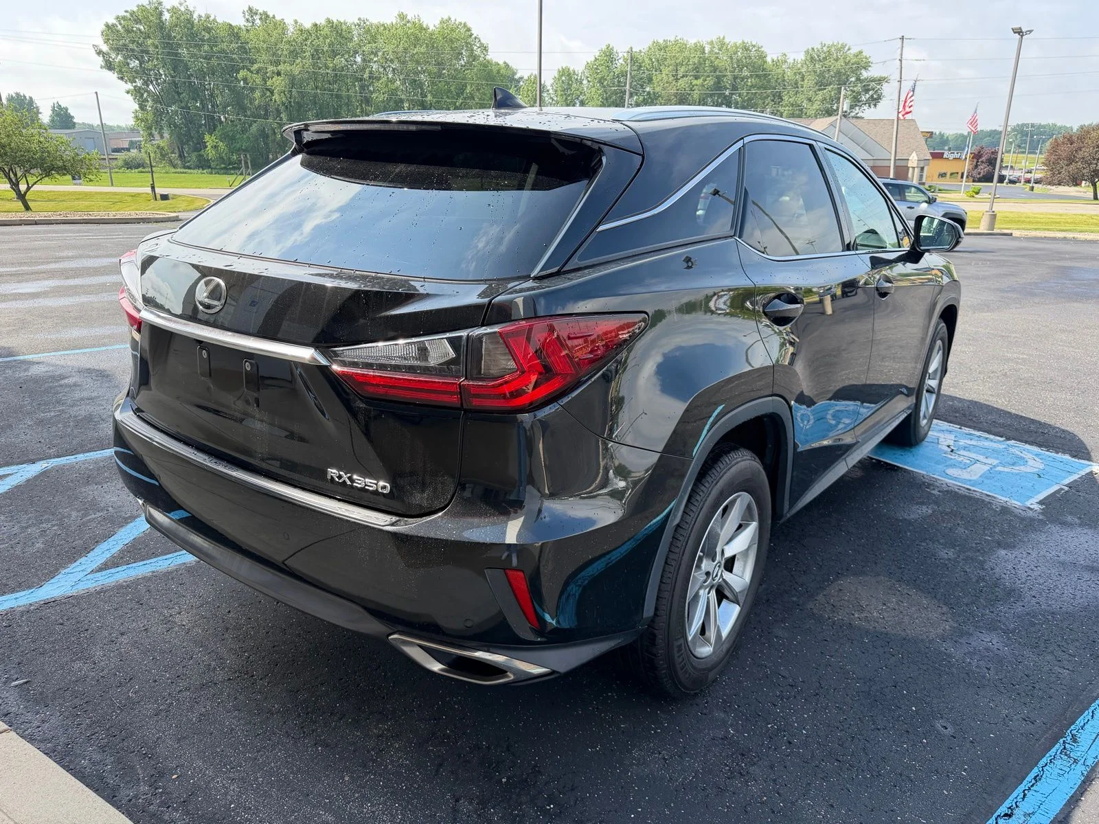 Used 2018  Lexus 350 image 7