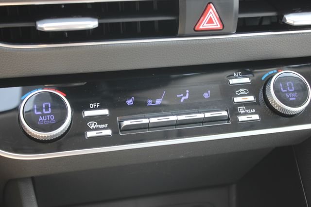 Used 2020 Gray Hyundai SEL image 6