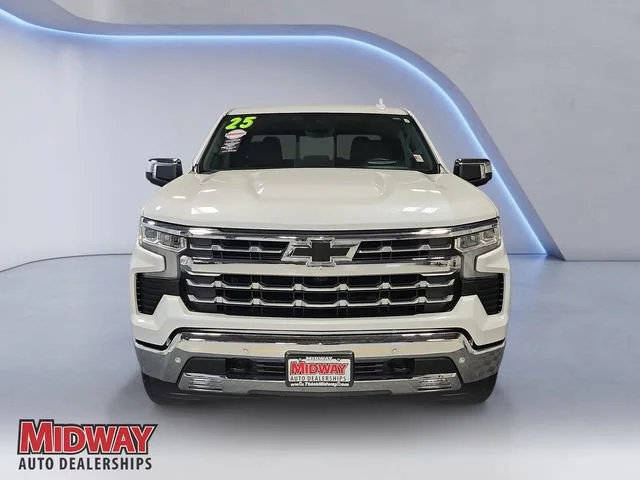 2025 Chevrolet Silverado 1500 LTZ - Photo 8