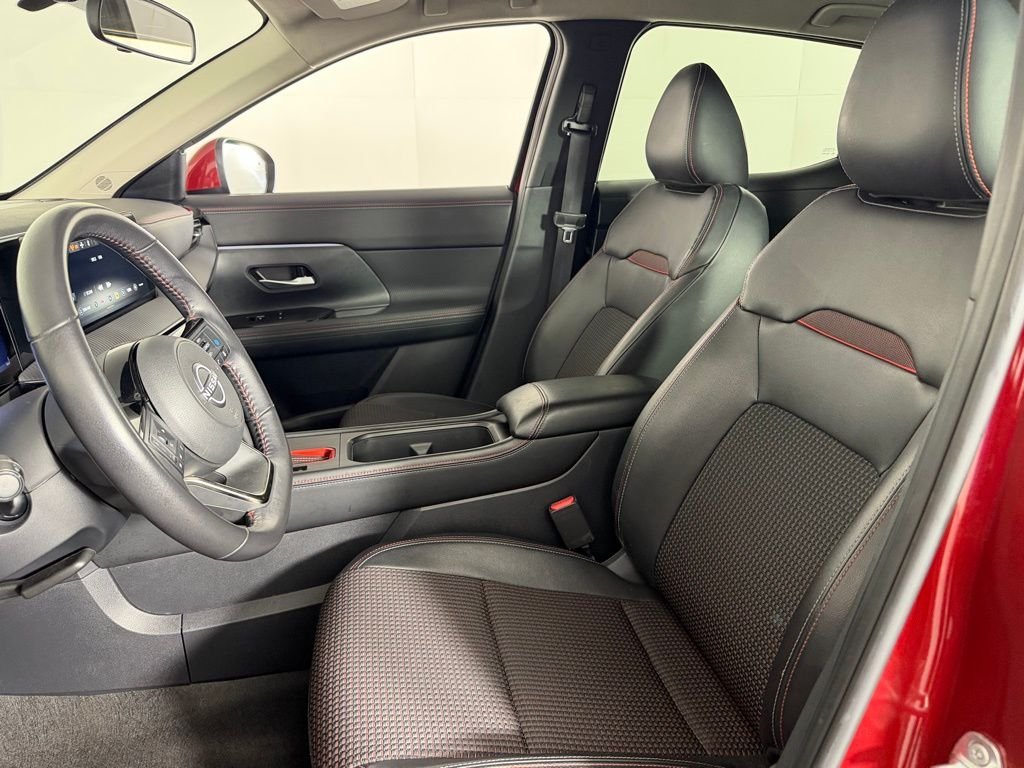 Used 2025 Red Nissan SR image 20