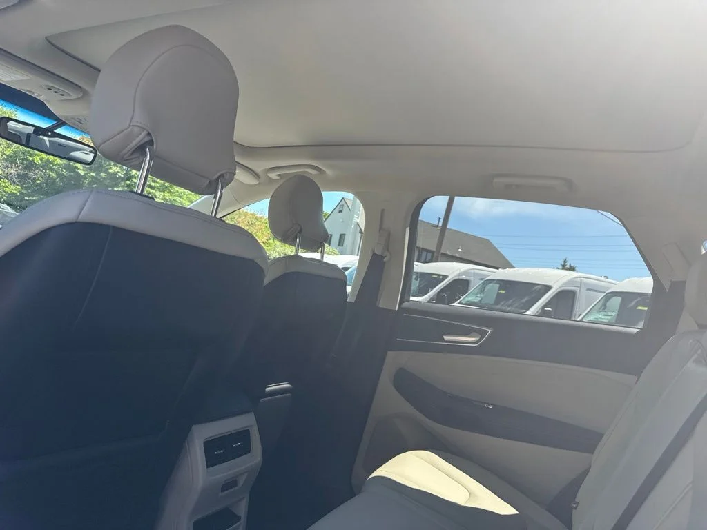 Used 2018 White Ford Titanium image 12