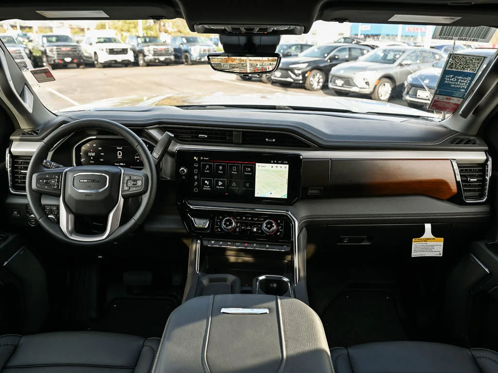 2026 GMC Sierra 3500HD Denali - Photo 11