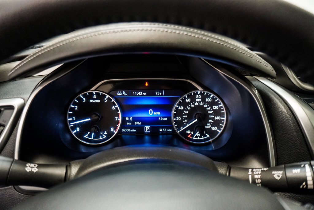 Used 2023 Gray Nissan SV image 26